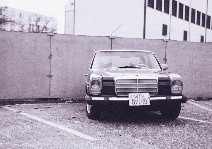 mercedes-benz-349885_1280