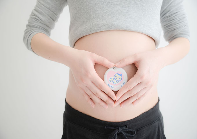 妊娠初期にお腹がポコポコ鳴る 胎動なの 赤ちゃんの影響は ページ 2 フククル