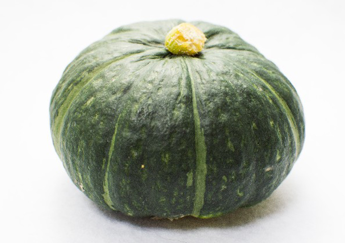 かぼちゃにカビが 削れば食べられる 野菜についたカビ食べても安全なの フククル