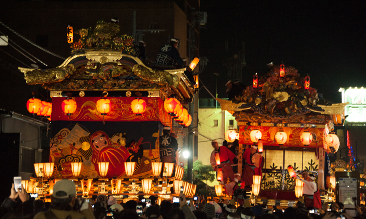 冬に咲く花火 秩父夜祭 規模を縮小して実施 フククル